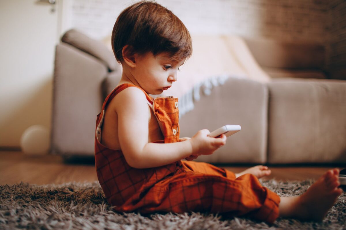 téléphone enfant bon choisir modèle